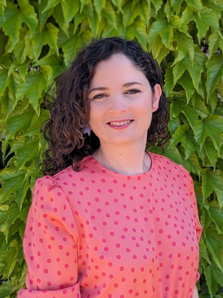 Fotografía retrato de medio cuerpo de Maloles Cebrián